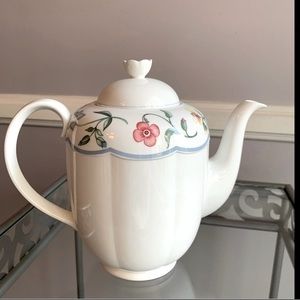 Villeroy & Boch collectible Mariposa pattern coffee pot server